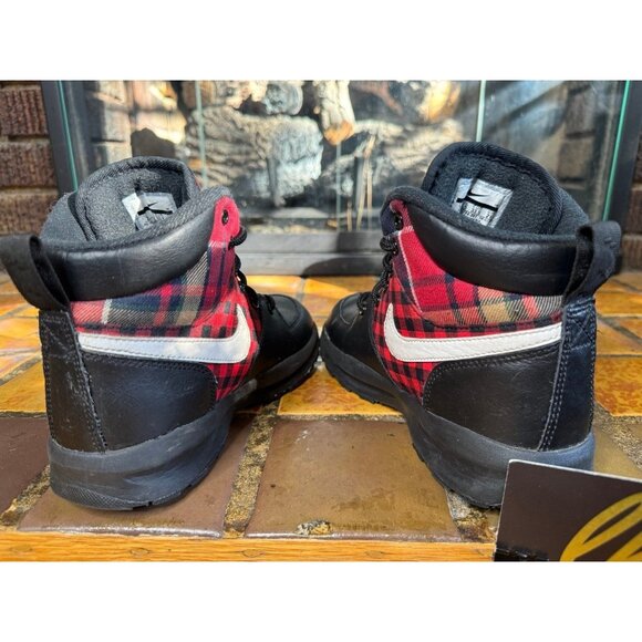 Youth 2y Nike Manoa SE Black Habanero Hiking Snow Boots AR1704-001 - Picture 7 of 9